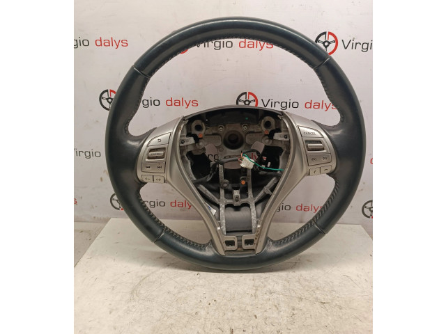 Volant Nissan Pulsar 2015