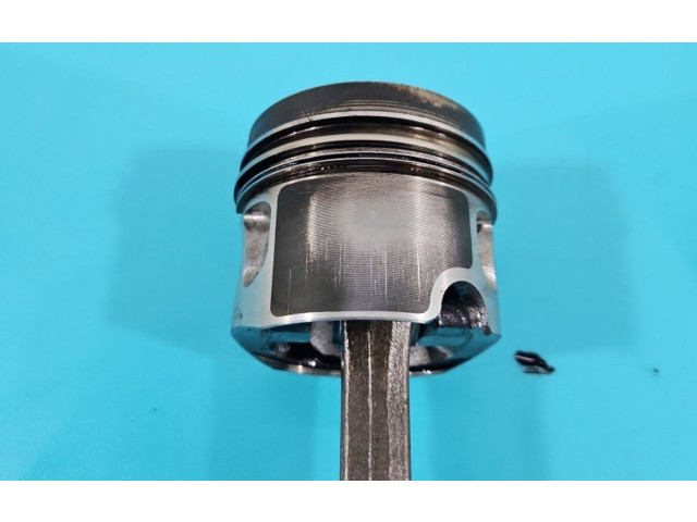 Píst IMPRK1390490 Volkswagen PASSAT B5.5