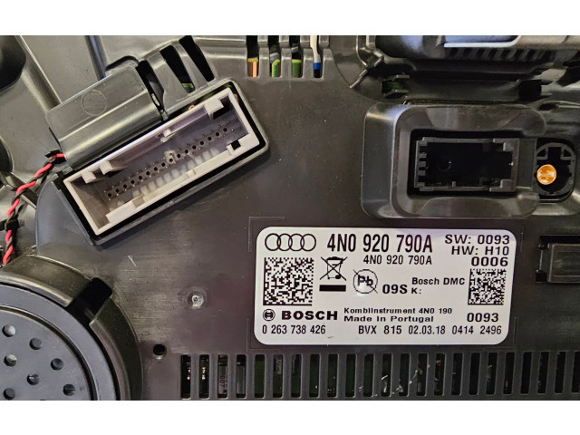 Přístrojová deska Audi A8 S8 D5 2018 4N0920790D