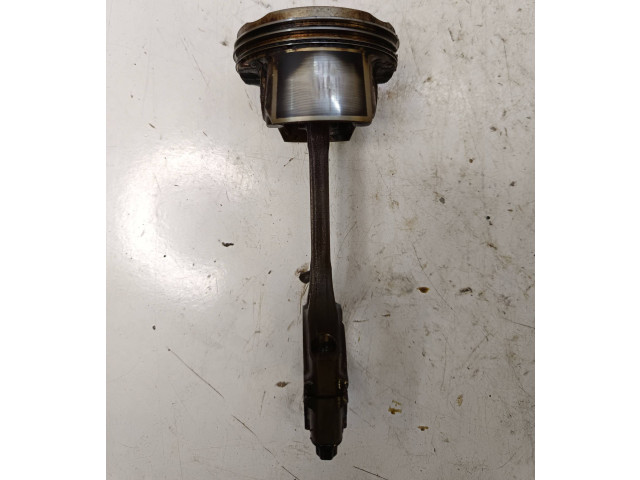  Поршень с шатуном  G4LA  KIA Rio  