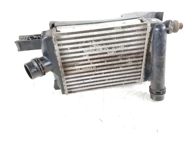 Интеркулер 144963014R, 14461B680E Dacia Sandero