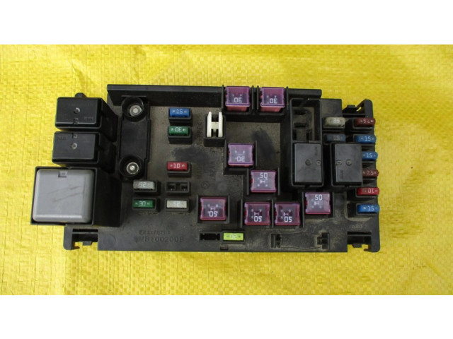 Блок предохранителей 82241SC020   Subaru Forester SH    