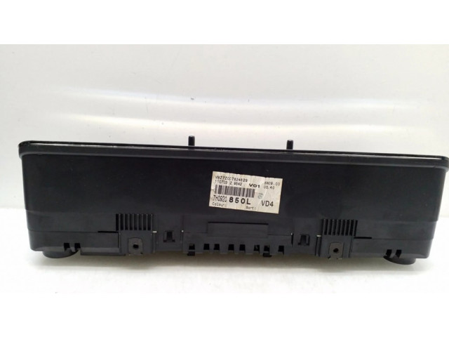 Přístrojová deska Volkswagen Transporter - Caravelle T5 2007 7H0920850L