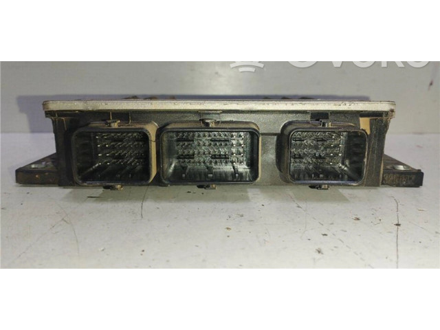 Блок управления 8200513058 Dacia Logan I