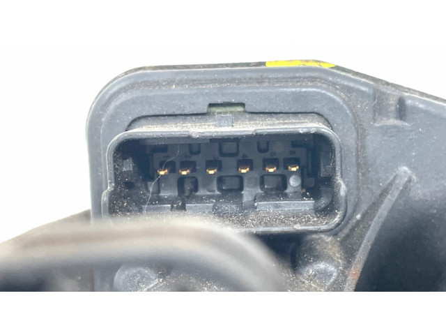 Дроссельная заслонка