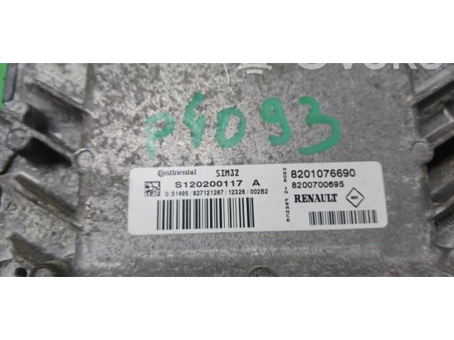 Блок управления двигателем Блок управления 8201076690, S120200117A.   Renault Twingo II