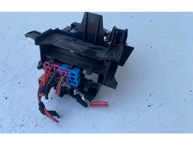 Блок предохранителей 8K1937503A Audi Q5 SQ5