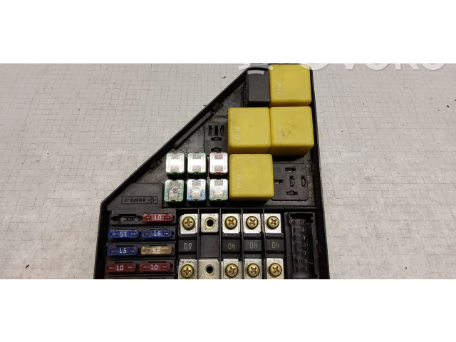 Блок предохранителей  000730   Rover 25    