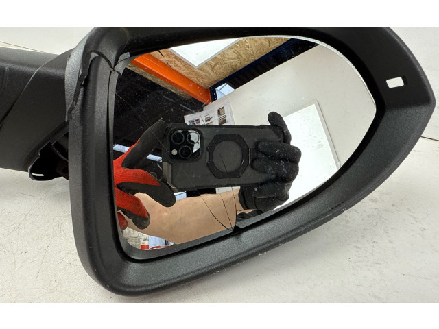 Зеркало электрическое        Volkswagen Golf VIII  2019 -  года   