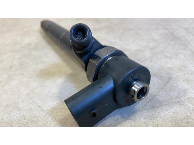 Vstřikovač A6280700387   Mercedes-Benz G W461 463  pro naftový motor 4.0  