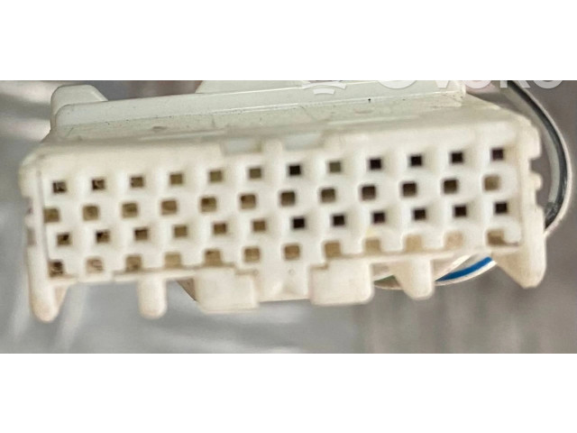 Zpětné zrcátko  Infiniti M Y51 2010  INFINITIM37, M37  