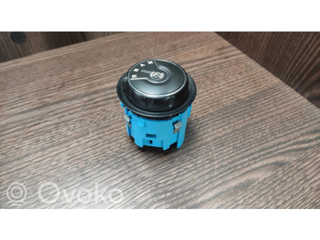 Включатель / ручка переключения передач