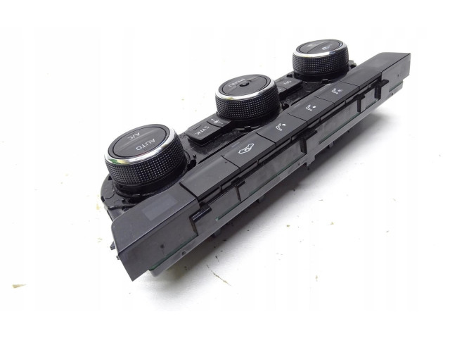 Блок управления климат-контролем 5E0907044Q   Skoda Octavia Mk3 (5E)