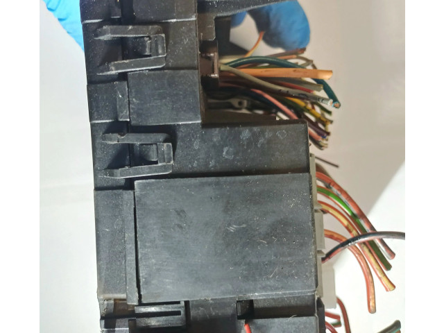 Pojistková skříňka A4519001502, A4519017000 Smart ForTwo 2001