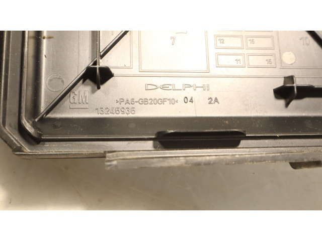 Блок предохранителей     Opel Meriva B    