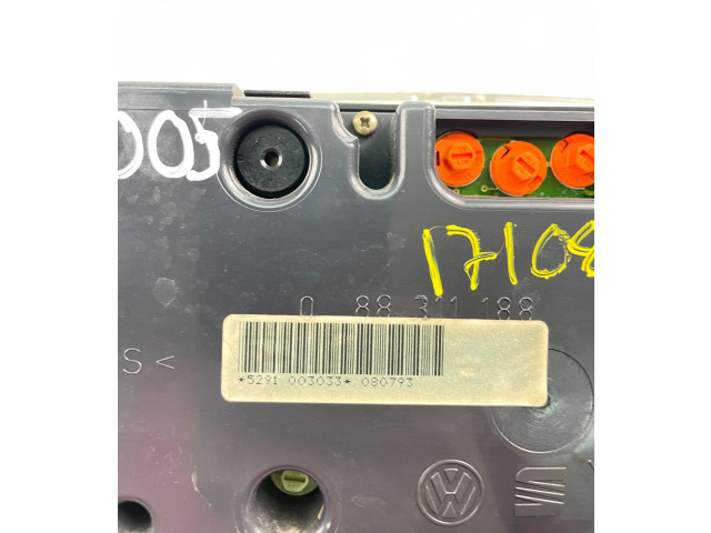 Přístrojová deska Volkswagen Vento 1993 88311188