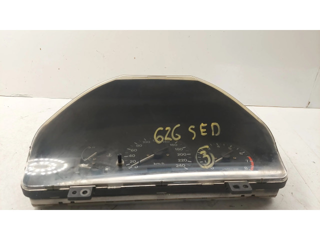 Панель приборов FDGE6VD Mazda 626