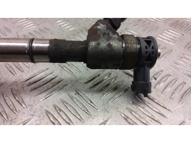 Форсунка 33800-2a610    KIA Pro Cee'd II для дизельного двигателя  1.6