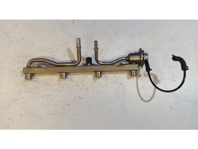 Vstřikovací lišta 55355610, 0280151220 Saab 9-5 pro benzínový motor 1.6 A 16 LET