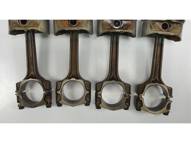 Поршень с шатуном 24233B Caterham 7 Super Seven