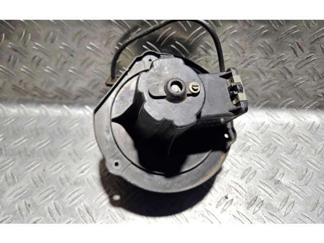 Вентилятор печки       Mercedes-Benz W123