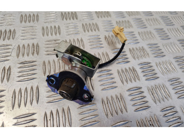 Zámek zadních dveří 3070   Lexus IS 220D-250-350 2007