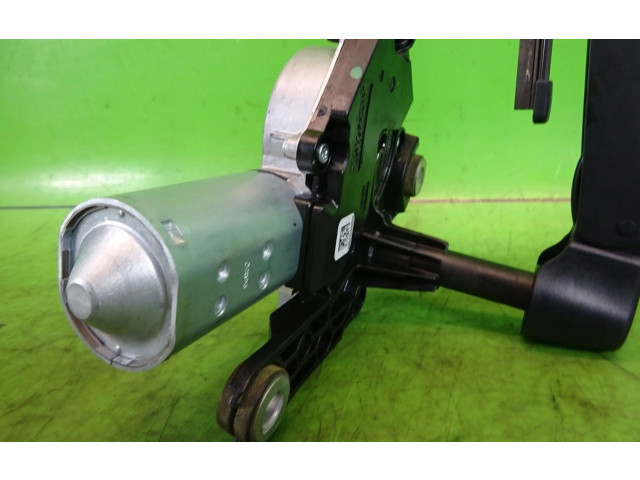 Моторчик заднего дворника A1569068200 Infiniti Q30