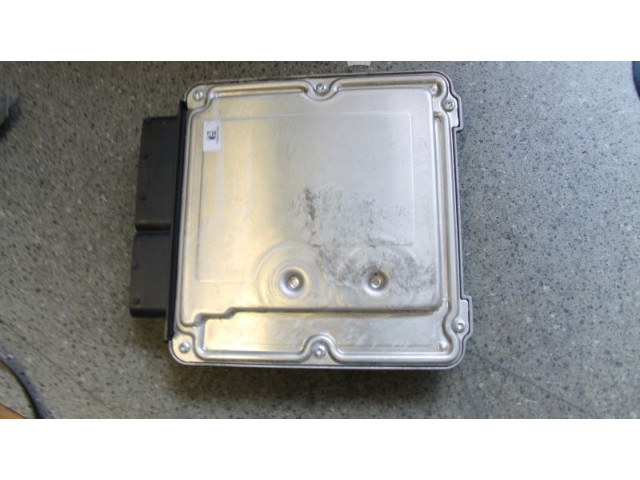 Блок управления двигателя 0281018498, 0281018498 Skoda Octavia Mk3 (5E)