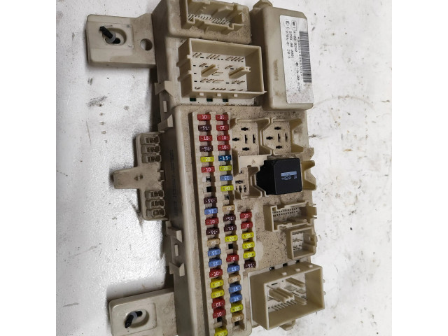 Блок предохранителей 4M5T14A073, R15F45F71   Ford Focus    