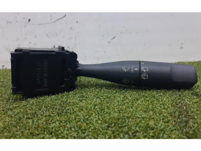 Включатель стеклоочистителей       Peugeot 106  1992 - 1995 года   