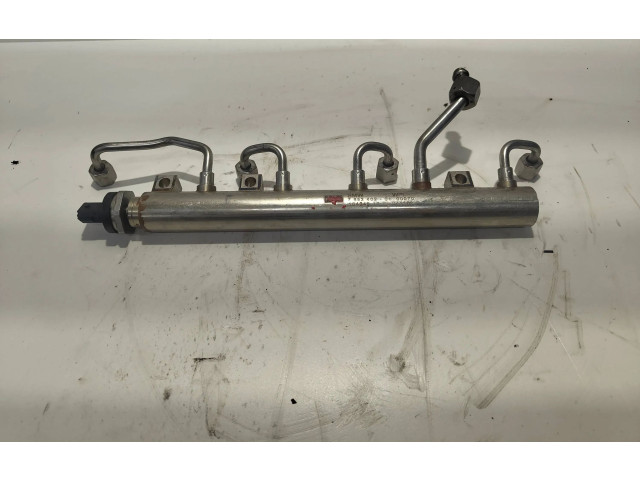 Vstřikovací lišta 7852402 BMW M5 F90 S63B44B