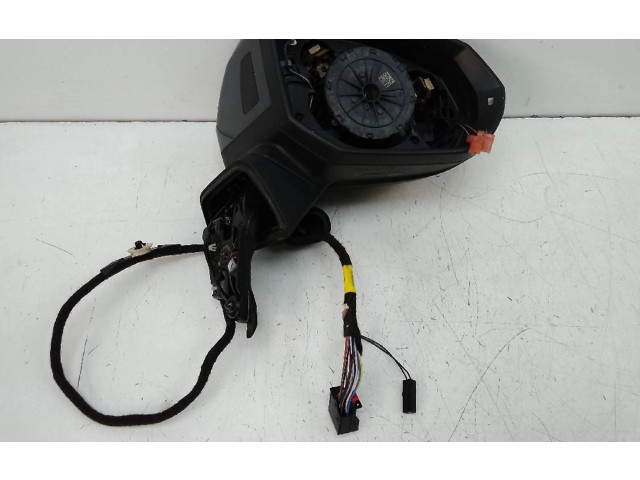 Зеркало электрическое Audi Q3 F3 2018 - года