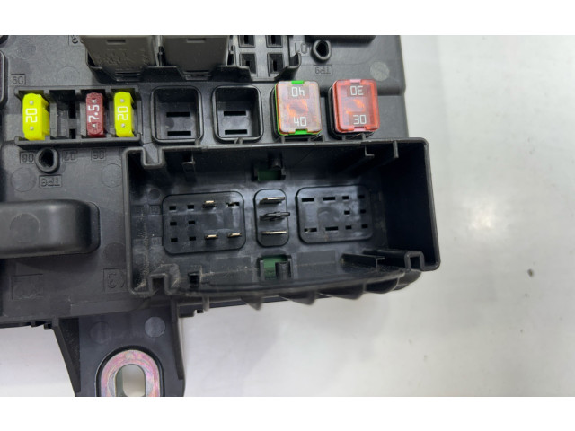 Блок предохранителей 544949969   Audi A3 S3 8P    