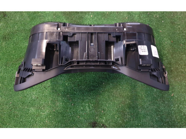 Панель приборов 5E0920781F   Skoda Octavia Mk3 (5E)       