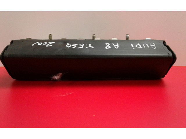 Vstřikovací lišta 4D0, 441 Audi A8 S8 D2 4D