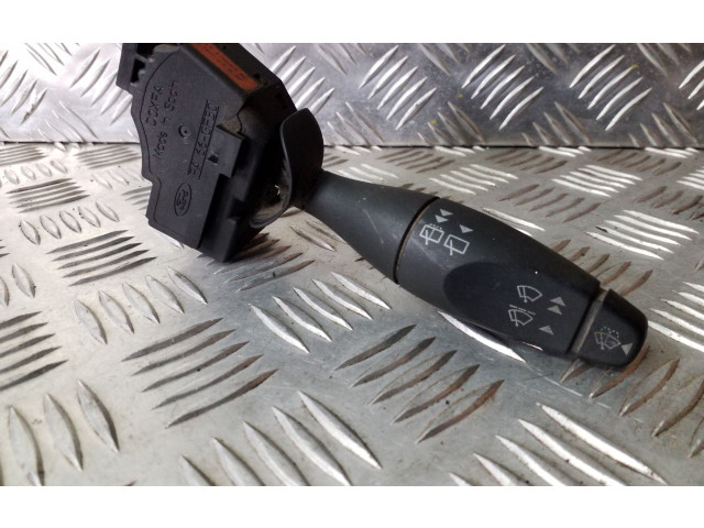 Ручка стеклоочистителей