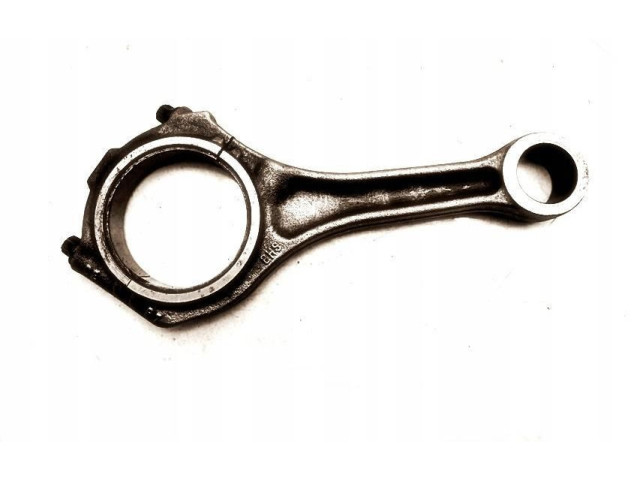 Шатун      Volkswagen Passat Alltrack  