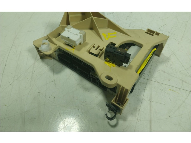 Pojistková skříňka Řídící jednotka BSM 8273042890, 63572875 Toyota RAV 4 (XA50) 2023