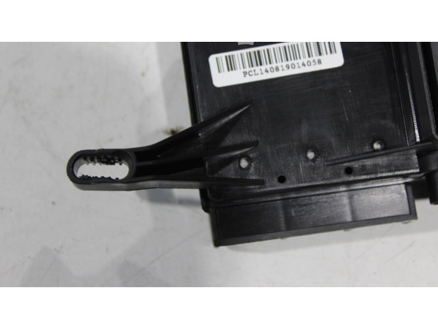 Pojistková skříňka A2225402550, P00105073 Mercede-Benz S W222 2015