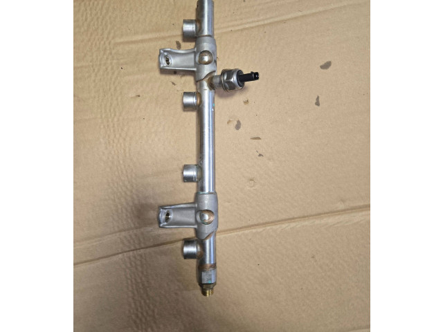 Vstřikovací lišta 06L133317L   Volkswagen Tiguan     