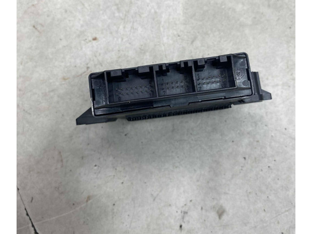 Блок управления парковки 8690730, 8690731   Volvo XC90