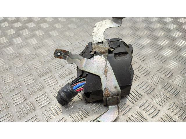 Pojistková skříňka Infiniti Q50 2016