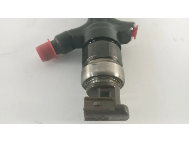 Vstřikovač Toyota Land Cruiser (J200) pro naftový motor 3.0 1KD