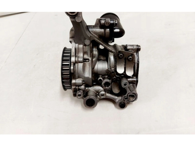 Шатун  04L145208J    Volkswagen PASSAT B8  