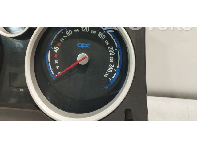 Přístrojová deska Opel Zafira C 2006 13230600