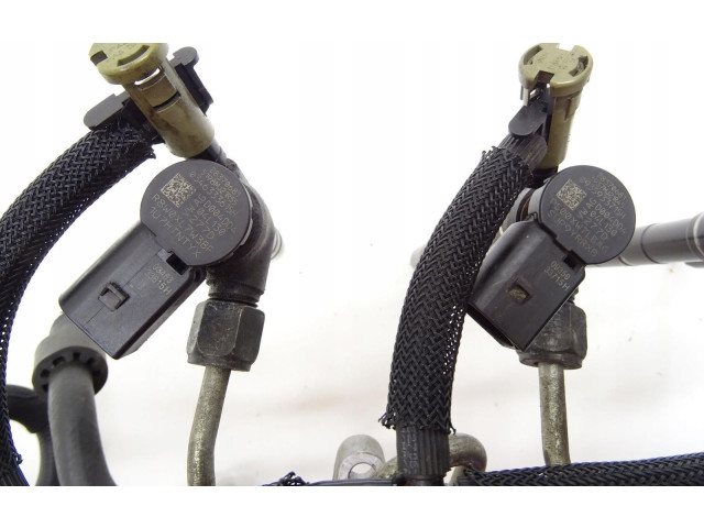 Комплект форсунок 04L130277B Skoda Octavia Mk3 (5E)