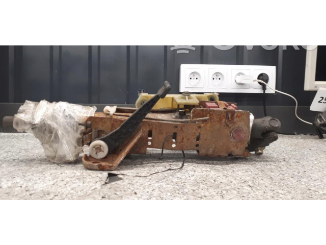 Рулевая рейка 1810695100 Peugeot 406 1999 - 2006 года