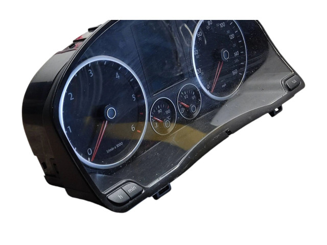 Přístrojová deska Volkswagen Tiguan 2010 5N0920970D, V0004000
