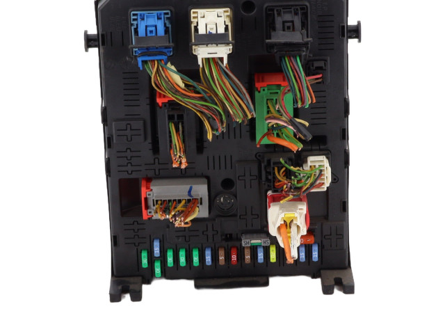 Pojistková skříňka Řídící jednotka BSM 9807028580 Peugeot 3008 I 2010