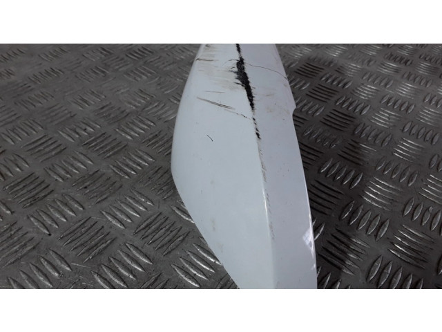 Пластиковая отделка зеркала